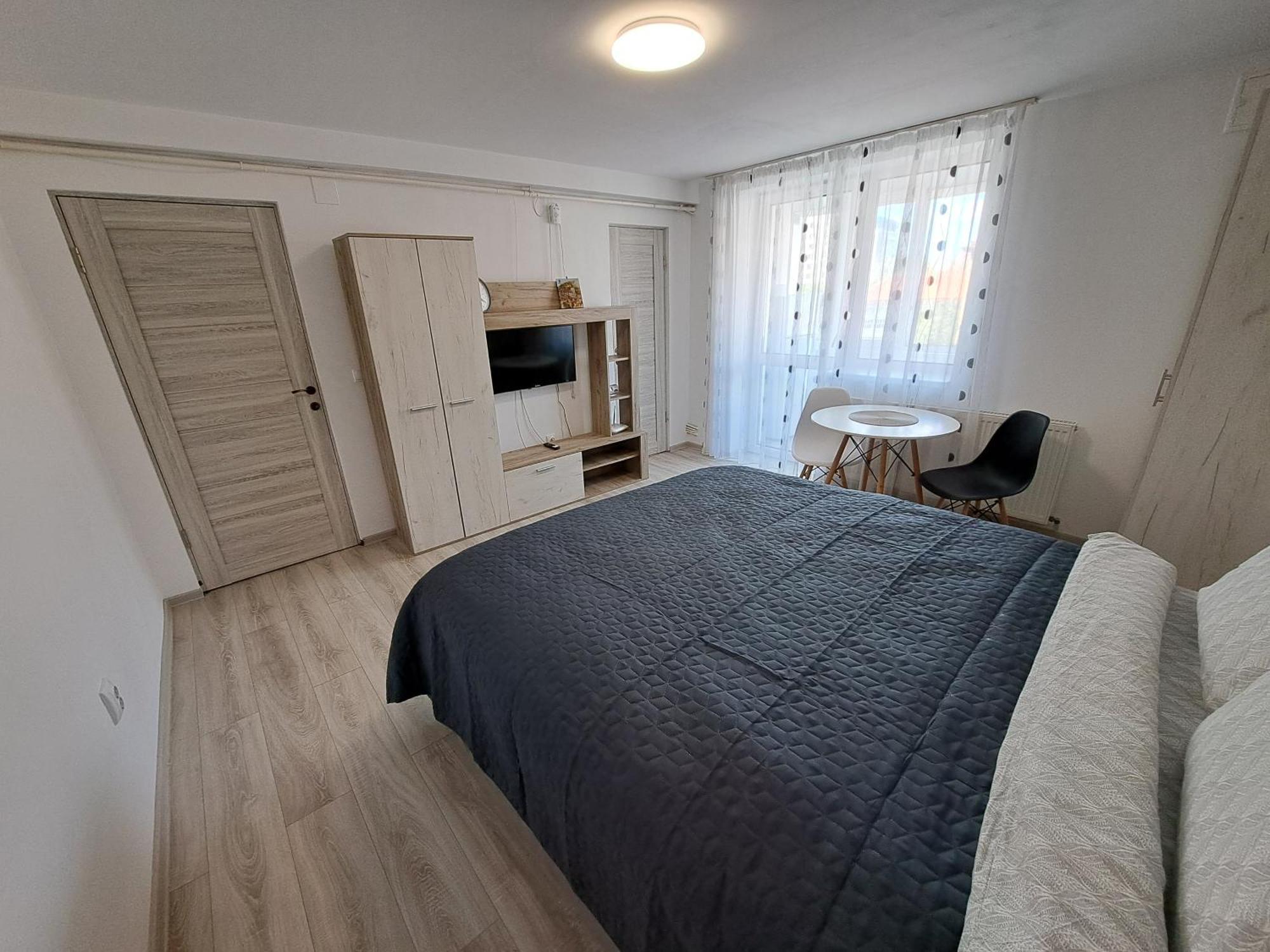 Garsoniera La Bulevard Brasov Ngoại thất bức ảnh